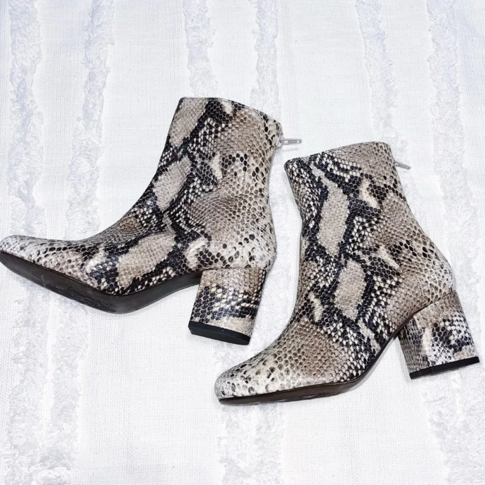 Free People CECILE SNAKE PRINT ANKLE BOOTS 35.5/5.5 - Picture 4 of 14